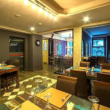 Hotel The Selection